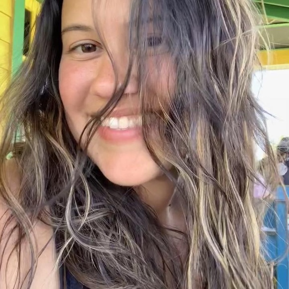 Poshmark profile picture for @montenegro